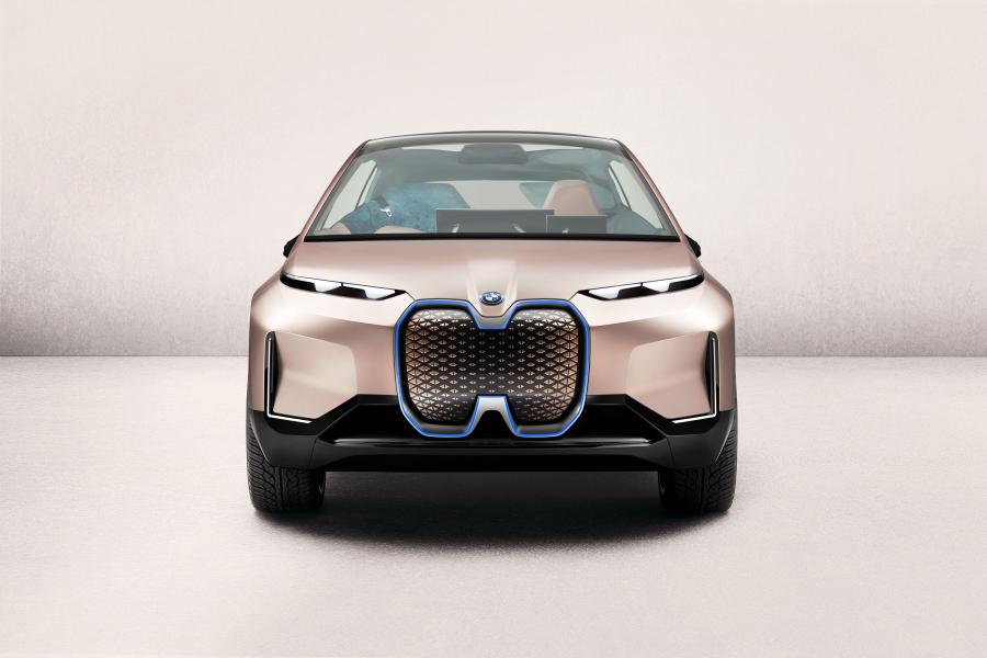  BMW Vision iNEXT 2018 года  (фото 118 из 128)